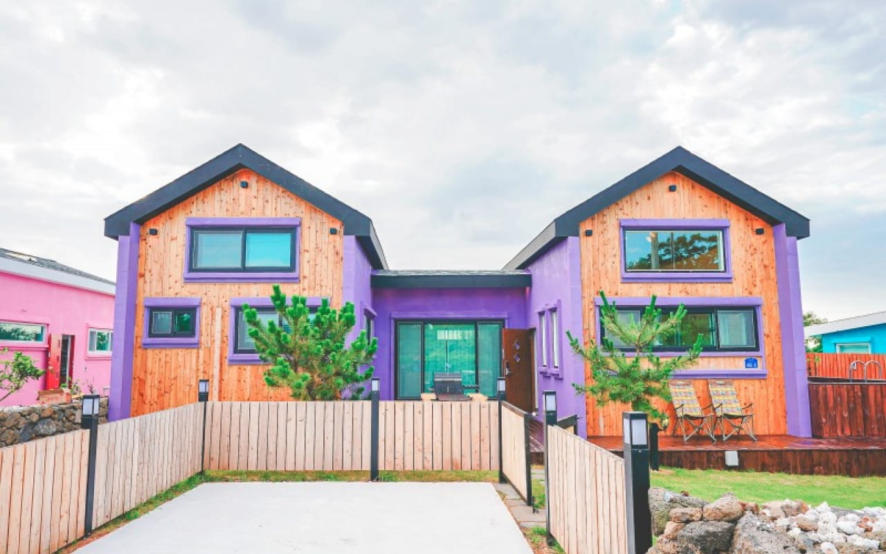 제주 복층 숙소 6곳, 인원이 많아도 층을 나눠 쓰기 5 제주 제주애물들다펜션 제주시 한경면