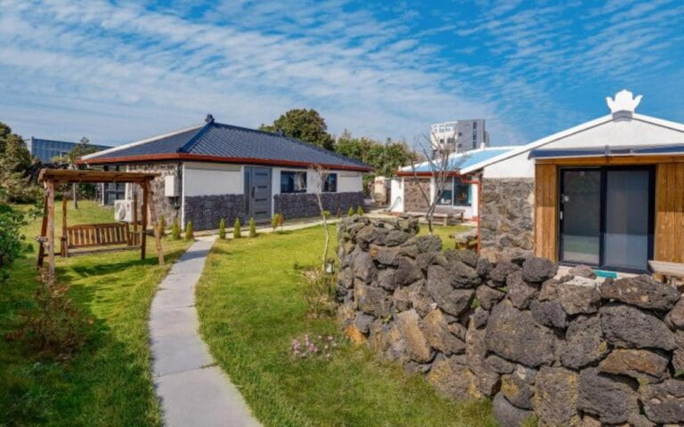 제주 문스스테이독채펜션 후기, 가격, 예약 | 구좌 평대리 야외자쿠지 독채