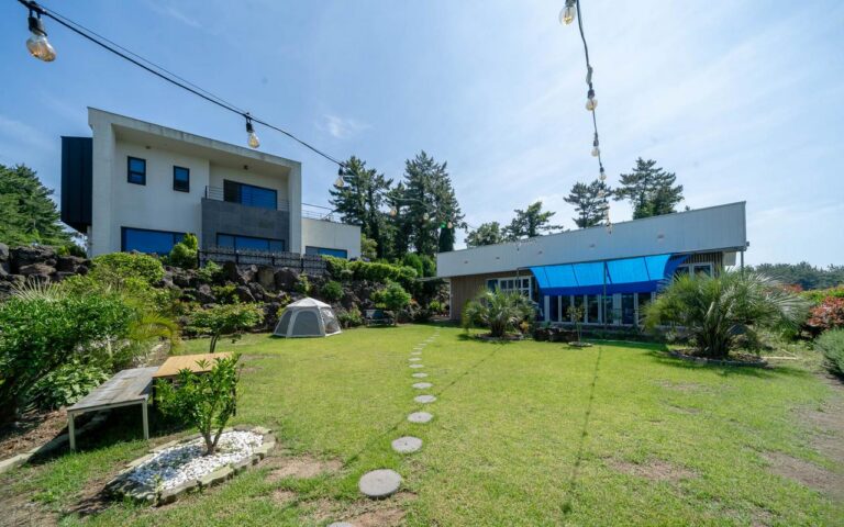 제주 나만의(ji) 후기, 가격, 예약 | 애월 애견동반 독채 마당 펜션